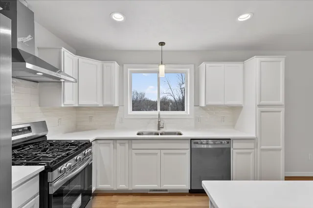 $549,900 | 11247 Vergennes Street Southeast, Lowell, MI 49331