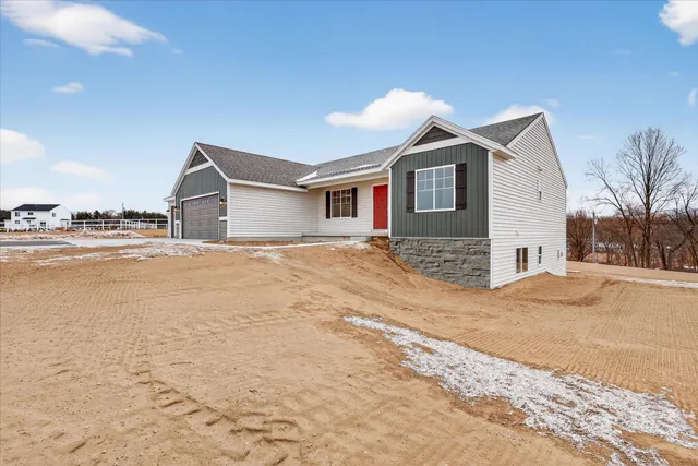 $549,900 | 11247 Vergennes Street Southeast, Lowell, MI 49331