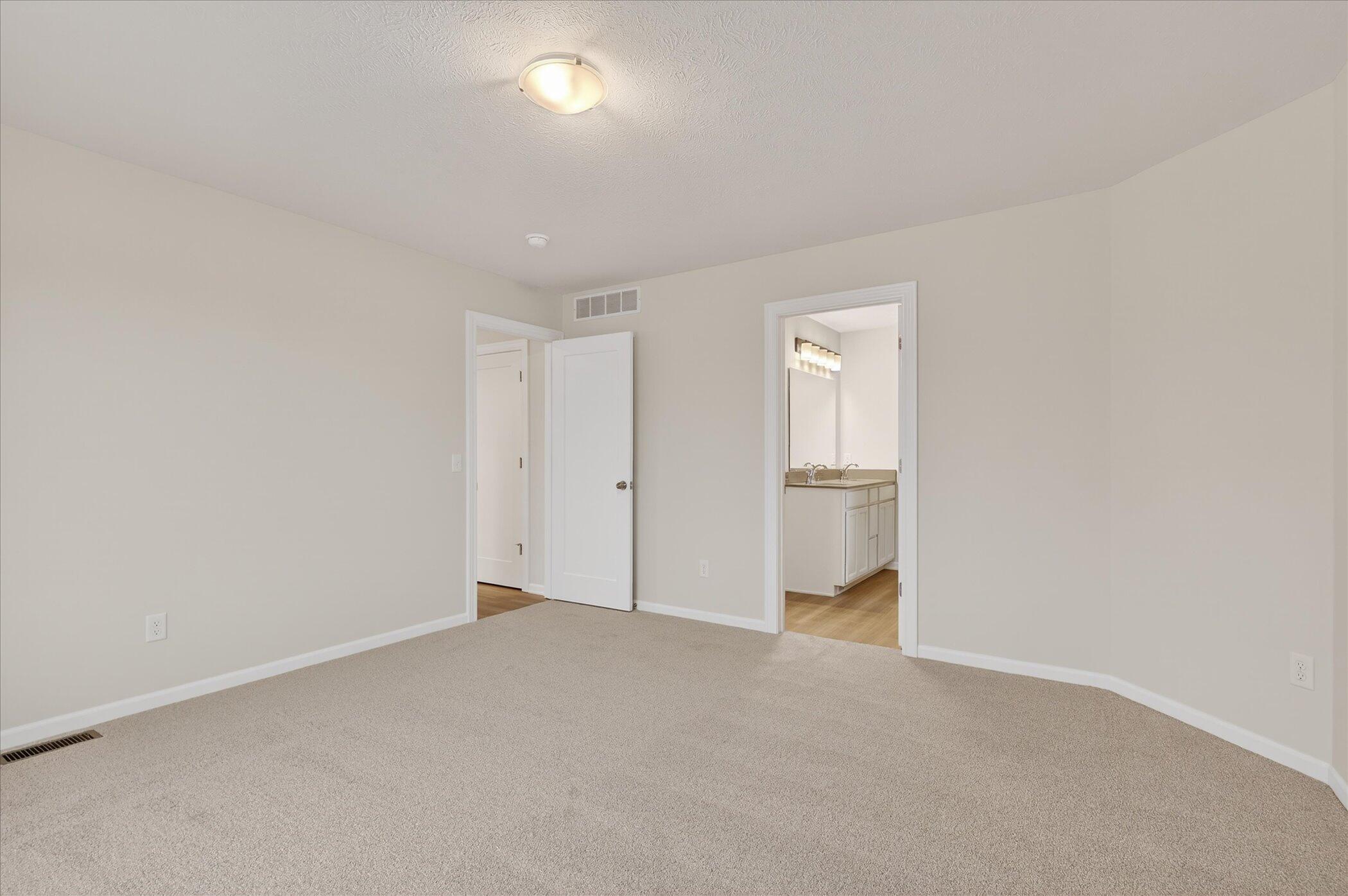 11247 Vergennes Street Southeast Lowell, MI 49331 - Photo 29 of 65 32-11247-Vergennes-St-SE-Windowstill