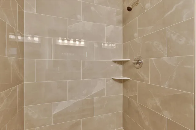 $549,900 | 11247 Vergennes Street Southeast, Lowell, MI 49331