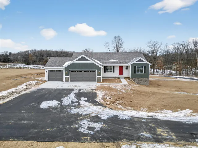 $549,900 | 11247 Vergennes Street Southeast, Lowell, MI 49331