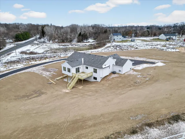 $549,900 | 11247 Vergennes Street Southeast, Lowell, MI 49331