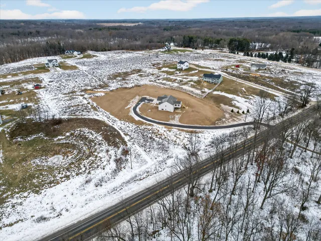 $549,900 | 11247 Vergennes Street Southeast, Lowell, MI 49331