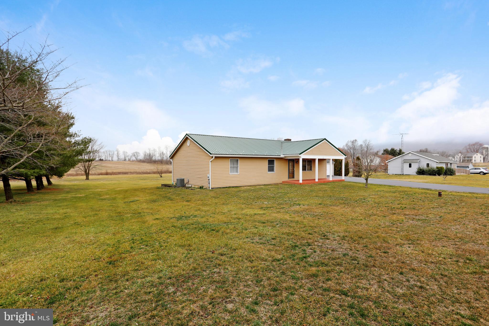 13701 Barnhart Road Clear Spring, MD 21722 - Photo 2 of 32