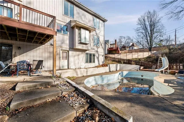 $335,000 | 1910 Northwest 45th Street, Riverside, MO 64150