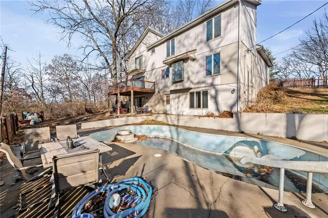 $335,000 | 1910 Northwest 45th Street, Riverside, MO 64150