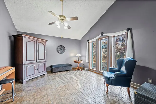 $335,000 | 1910 Northwest 45th Street, Riverside, MO 64150