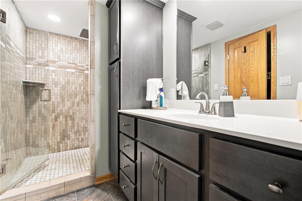 519 Gas Valley Road Georgetown, PA 15043 - Photo 26 of 35