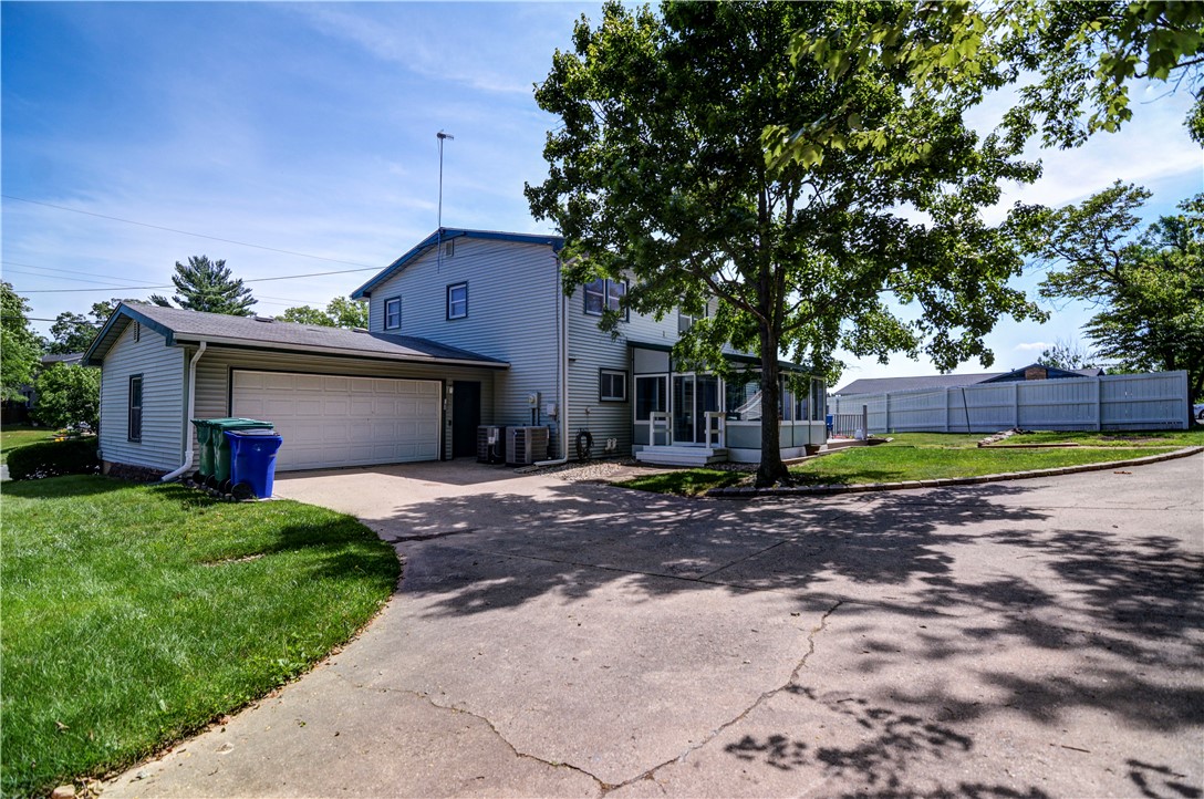 364 Point Bluff Drive Decatur, IL 62521 - Photo 37 of 40