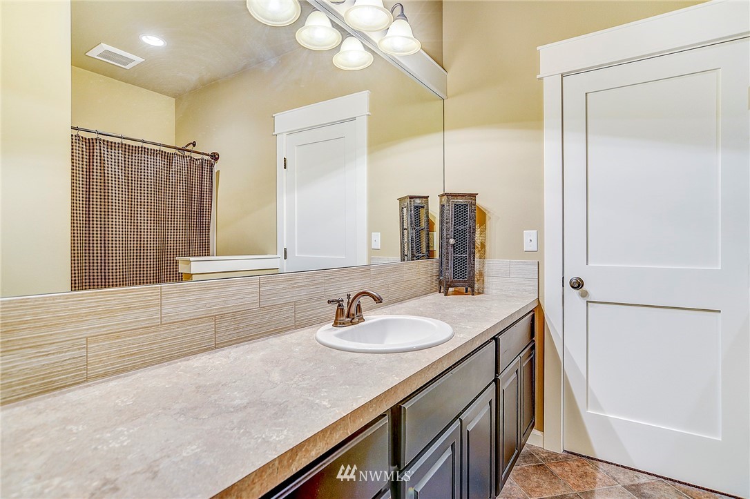5009 Cushman Road Northeast Olympia, WA 98506 - Photo 16 of 25 Gallery Image 16