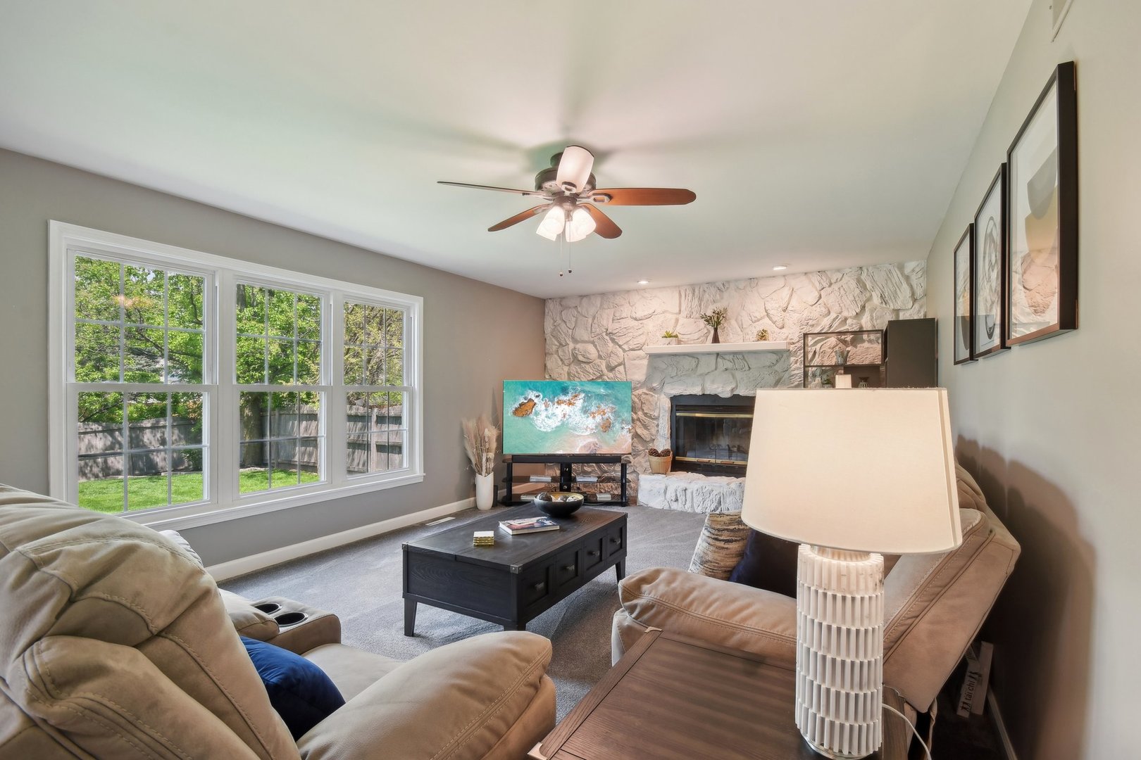 137 Split Oak Road Naperville, IL 60565 - Photo 18 of 42