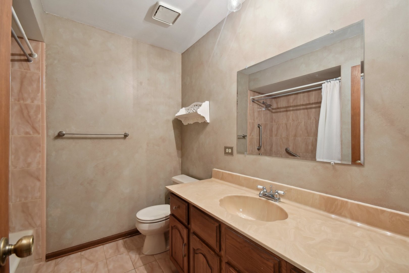 137 Split Oak Road Naperville, IL 60565 - Photo 21 of 42