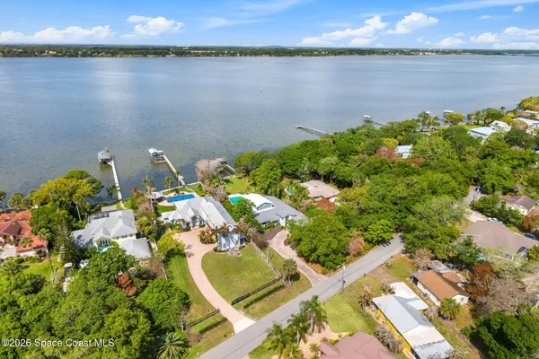 $1,600,000 | 975 Oak Street, Merritt Island, FL 32953