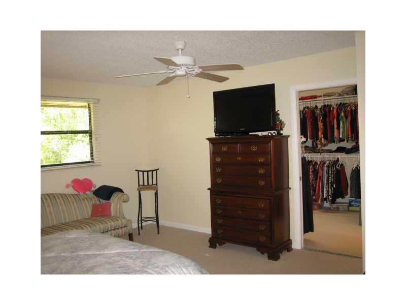 6850 Northwest 2nd Avenue, Unit 11 Boca Raton, FL 33487 - Photo 11 of 15 Bedroom Master