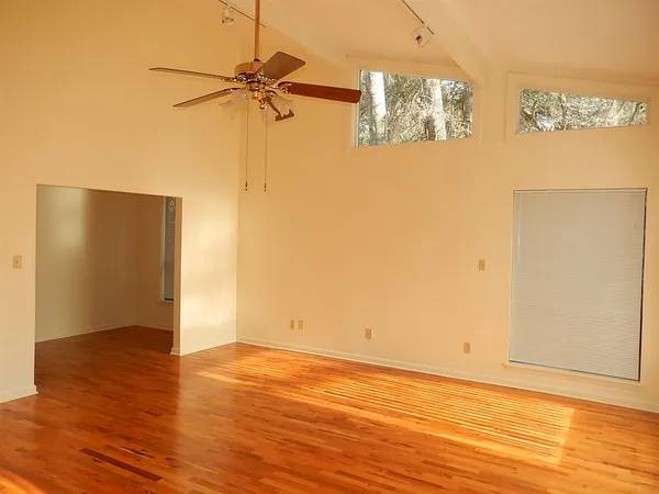 $2,000 | 2950 Bay Shore Drive, Tallahassee, FL 32309