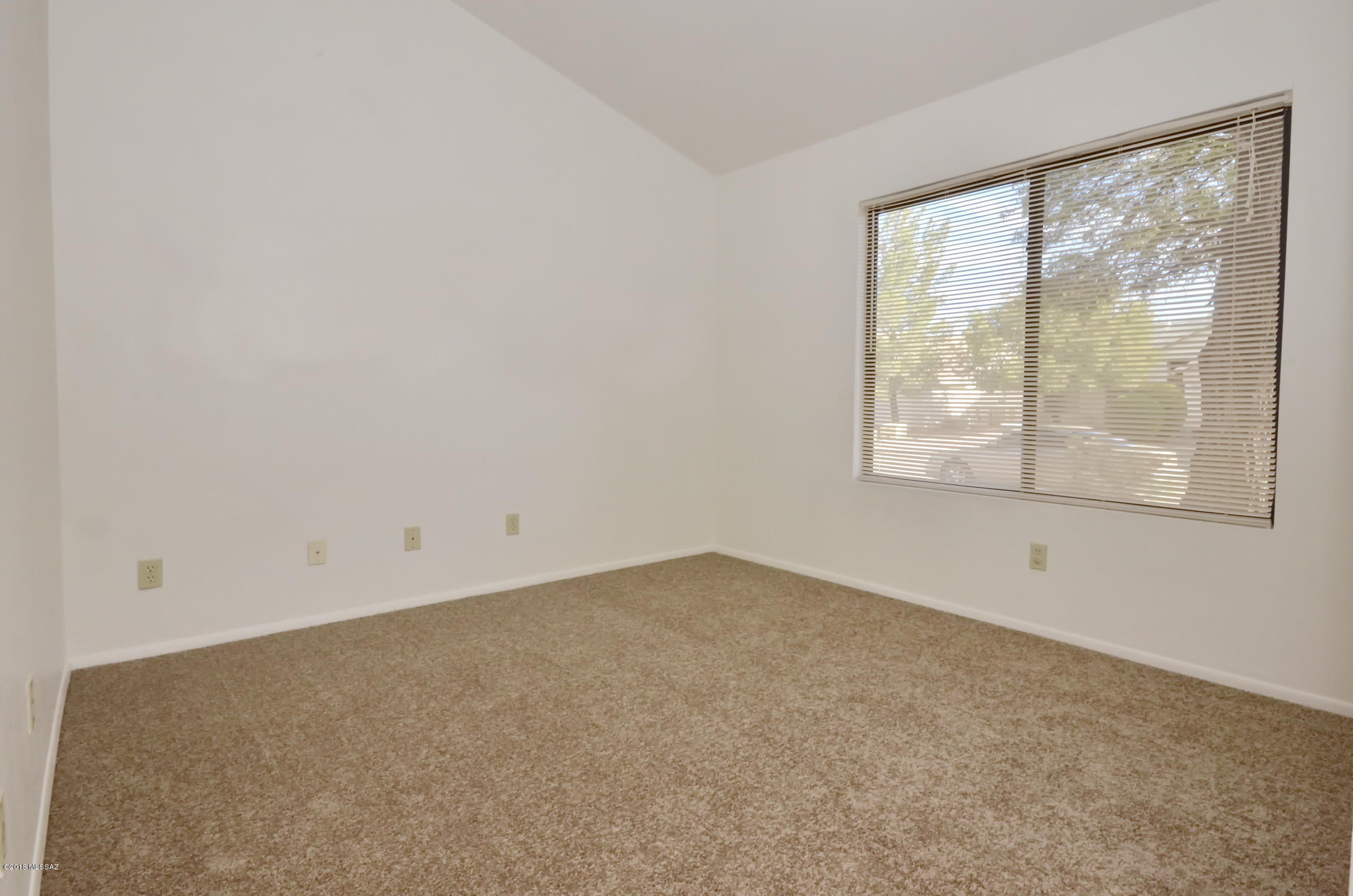440 South Ridgefield Avenue Tucson, AZ 85748 - Photo 17 of 24