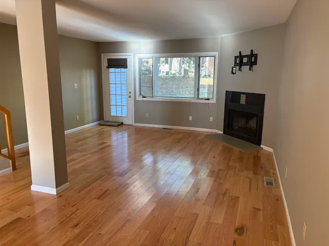 $2,600 | 71 Spinnaker Way, Portsmouth, NH 03801