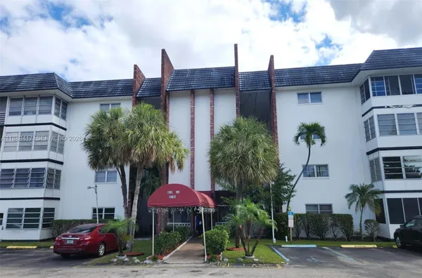 $1,450 | 4740 Northwest 21st Street, Unit 109, Lauderhill, FL 33313