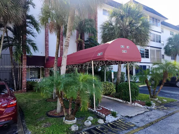 $1,450 | 4740 Northwest 21st Street, Unit 109, Lauderhill, FL 33313
