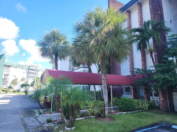 $1,450 | 4740 Northwest 21st Street, Unit 109, Lauderhill, FL 33313