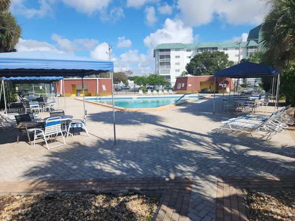$1,450 | 4740 Northwest 21st Street, Unit 109, Lauderhill, FL 33313