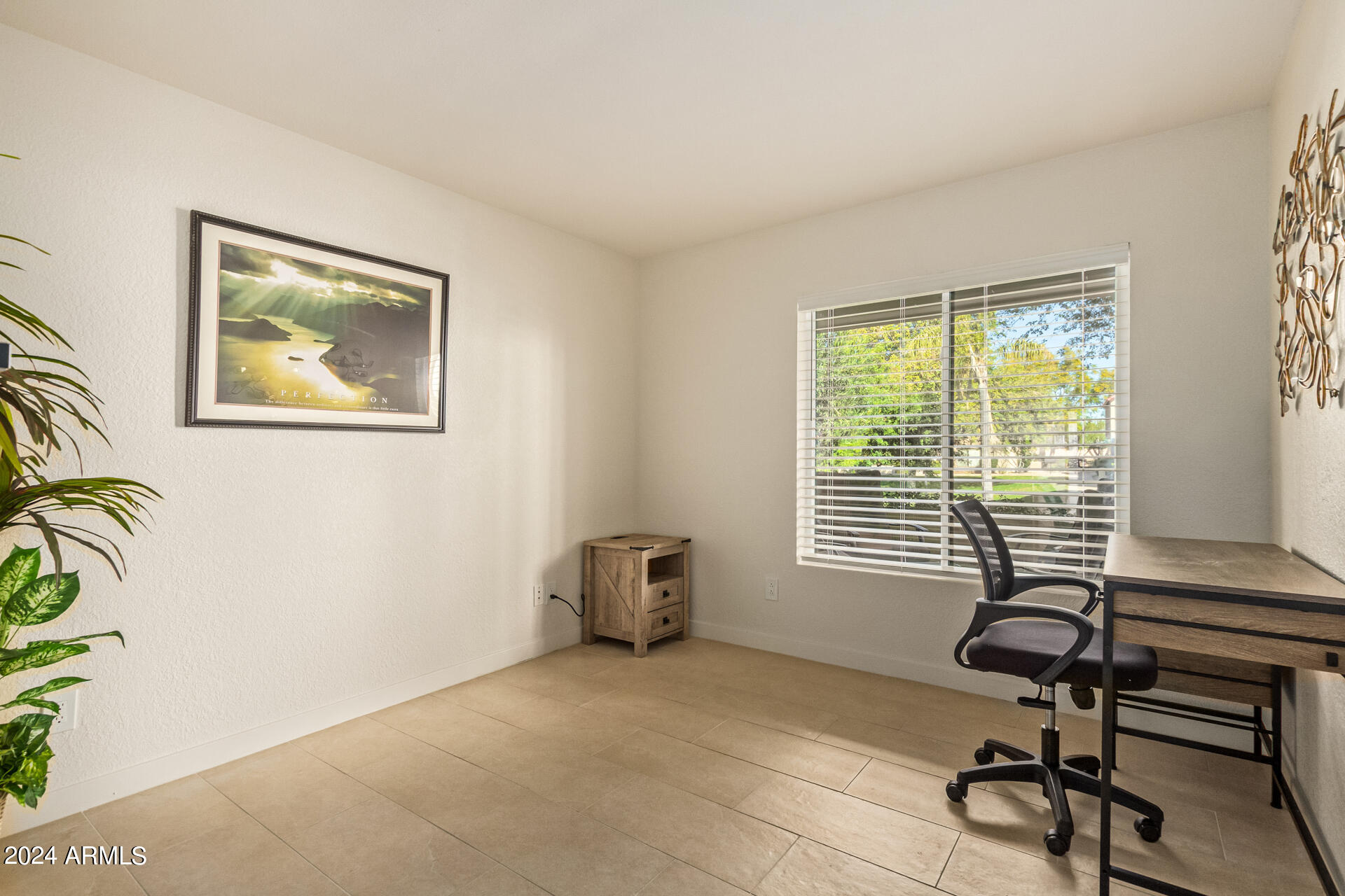 8649 East Royal Palm Road, Unit 123 Scottsdale, AZ 85258 - Photo 20 of 30 Office - Bedroom