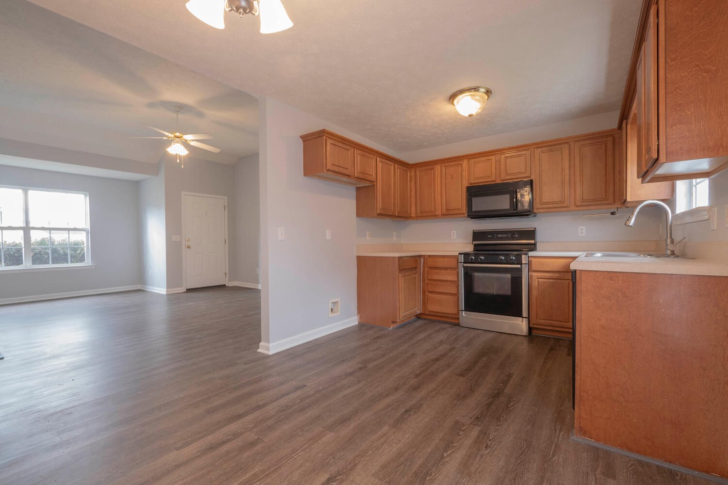 2892 Duplex Road Spring Hill, TN 37174 - Photo 3 of 24 Gallery Image 3