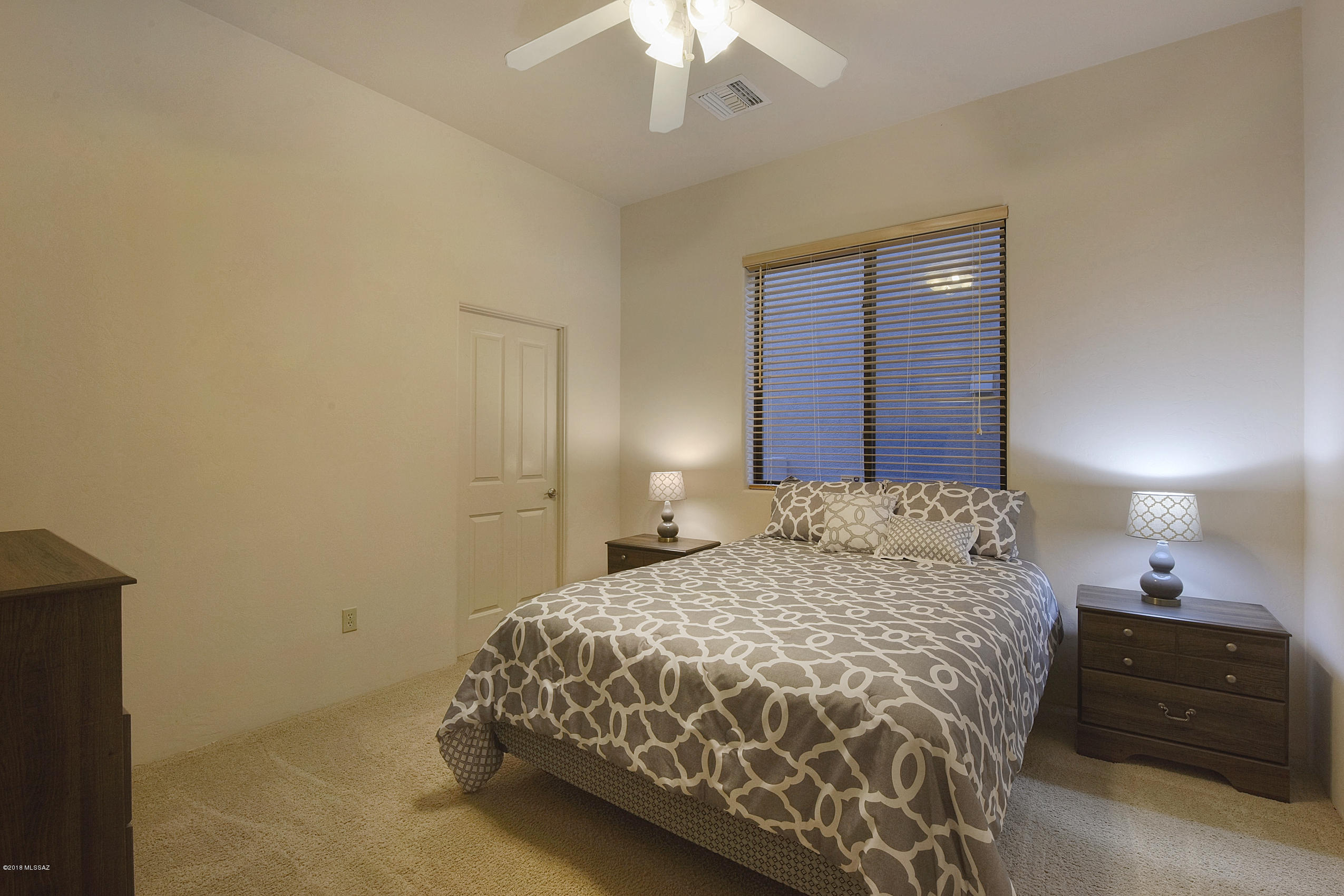 11439 North Moon Ranch Place Marana, AZ 85658 - Photo 18 of 31