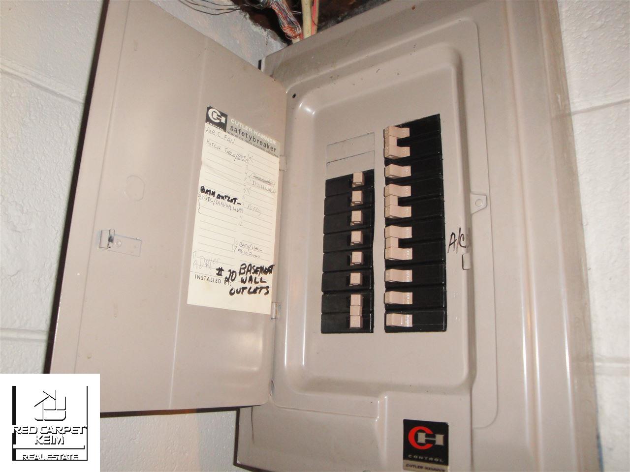 414 Baldwin Avenue Rochester, MI 48307 - Photo 16 of 19 50068345-15.JPG