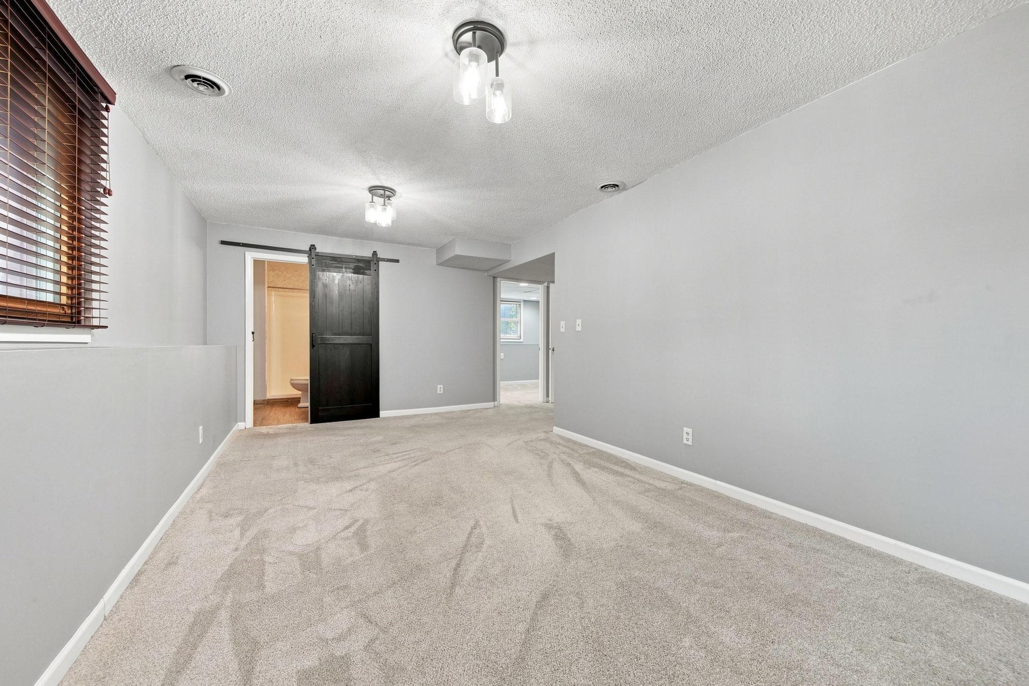 2375 Helena Road North Oakdale, MN 55128 - Photo 27 of 40 Gallery Image 27