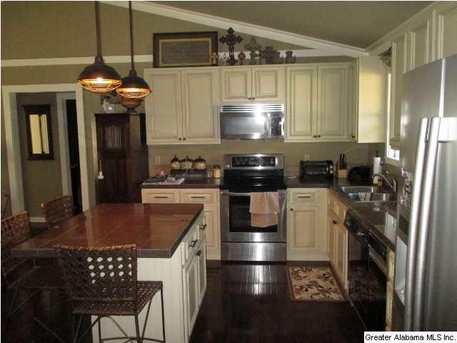 4910 Masters Road Pell City, AL 35128 - Photo 9 of 20