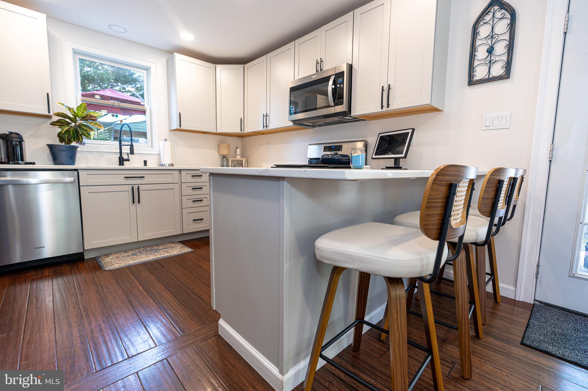 9523 Ridgely Avenue Baltimore, MD 21234 - Photo 7 of 33
