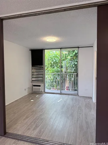 $1,600 | 1220 Matlock Avenue, Unit 203, Honolulu, HI 96814