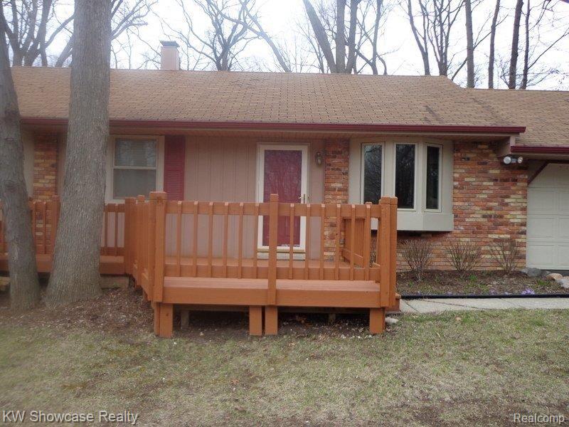 1379 Omega Road Walled Lake, MI 48390 - Photo 1 of 7 1379 Omega