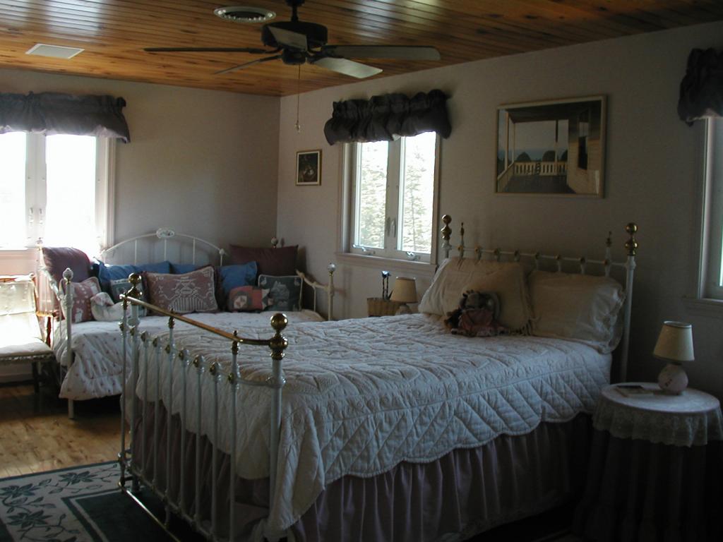 44 Nutter Island Road Wakefield, NH 03830 - Photo 7 of 12