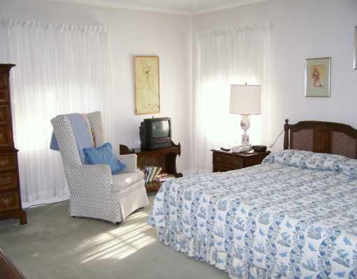 1312 Highland Road Sharon, PA 16146 - Photo 6 of 8 Master Bedroom.