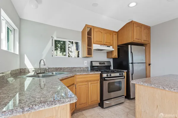 $1,298,000 | 759 Lakeview Avenue, San Francisco, CA 94112