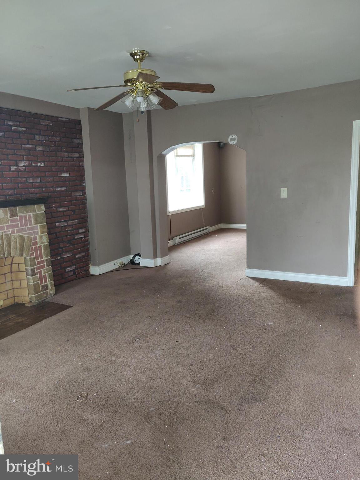 3912 Inner Circle Baltimore, MD 21225 - Photo 3 of 20 Gallery Image 3