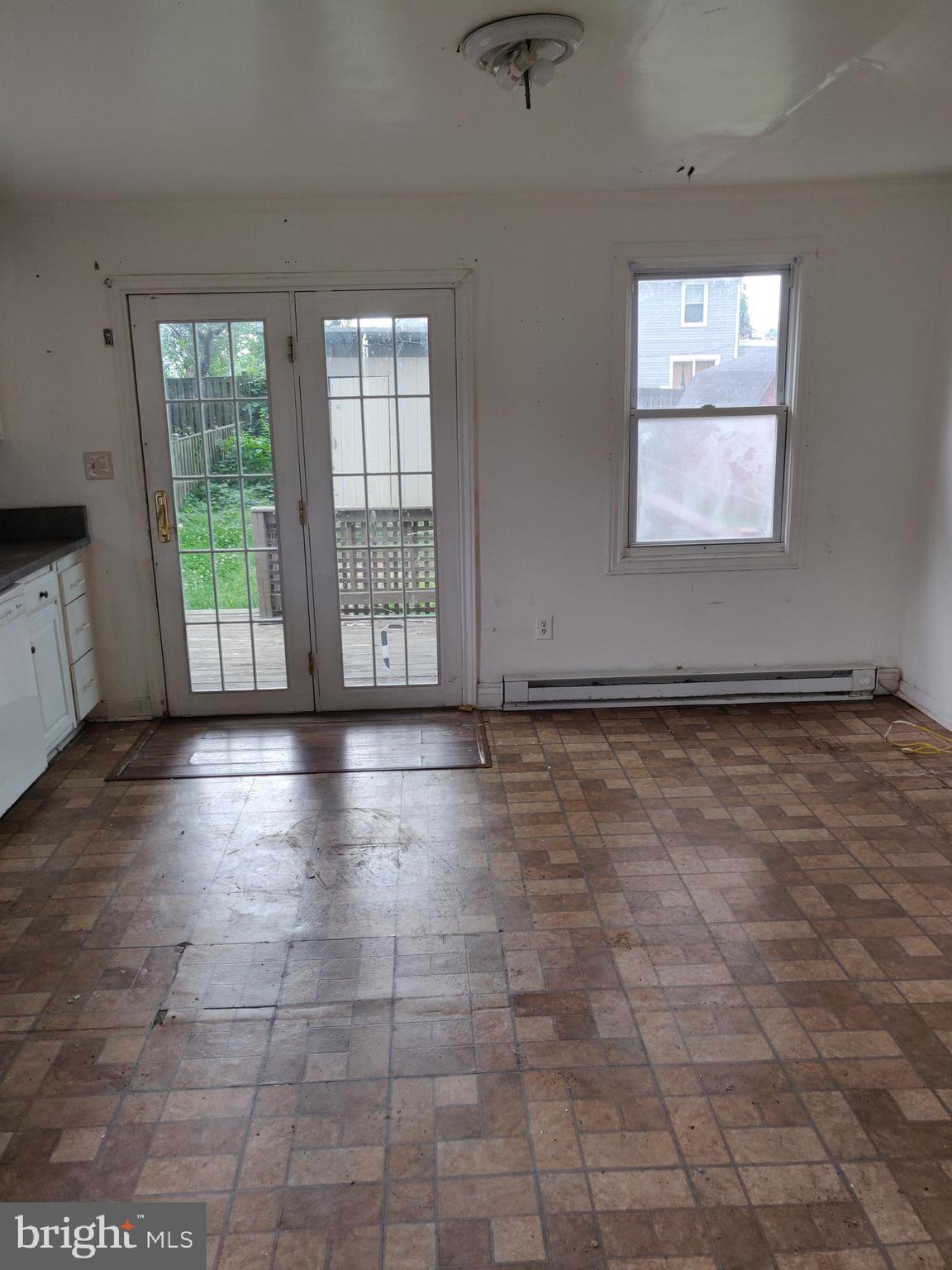 3912 Inner Circle Baltimore, MD 21225 - Photo 6 of 20 Gallery Image 6
