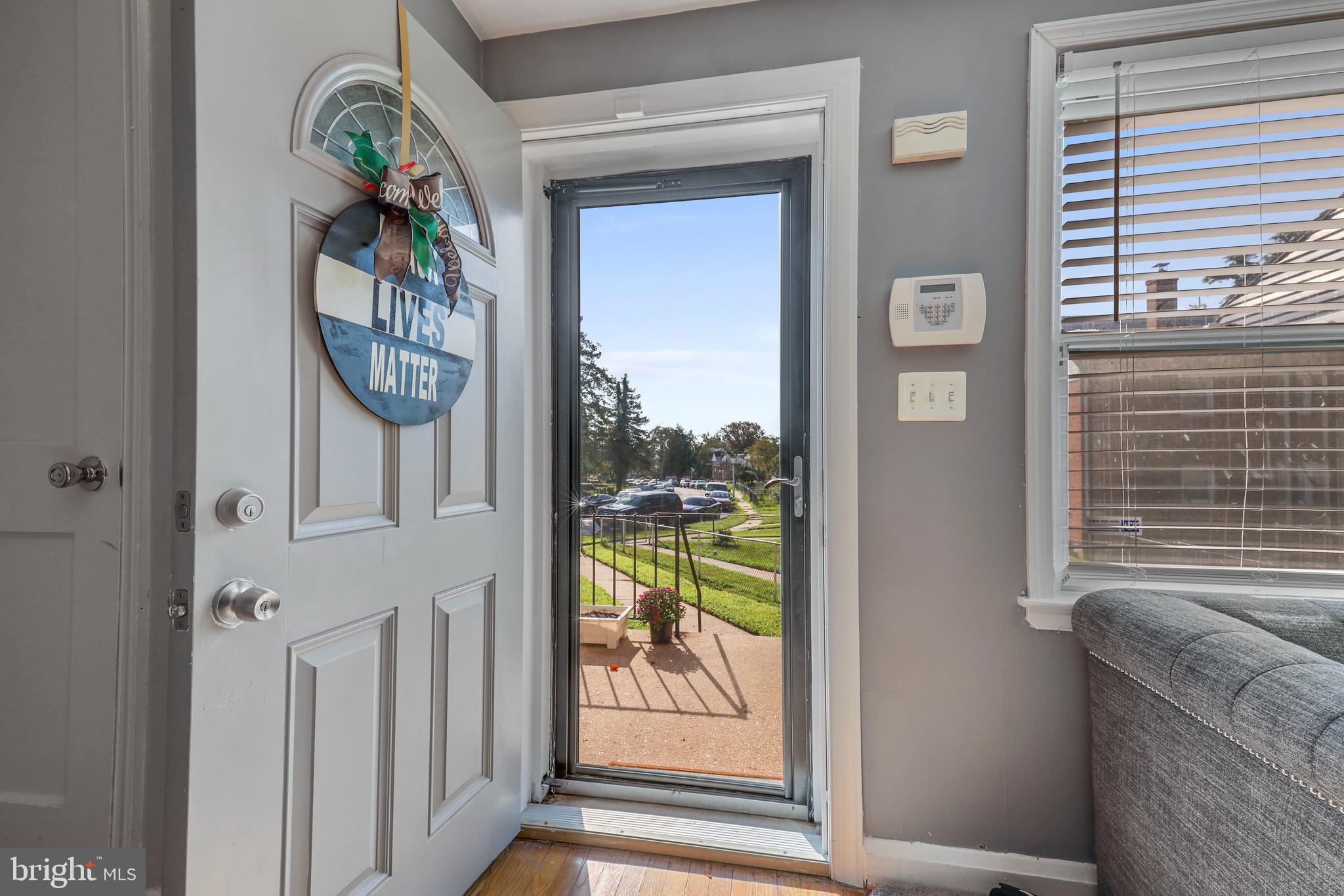4457 Eldone Road Baltimore, MD 21229 - Photo 6 of 31