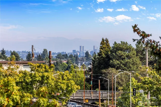 $1,155,000 | 3819 A Fremont Avenue North, Seattle, WA 98103