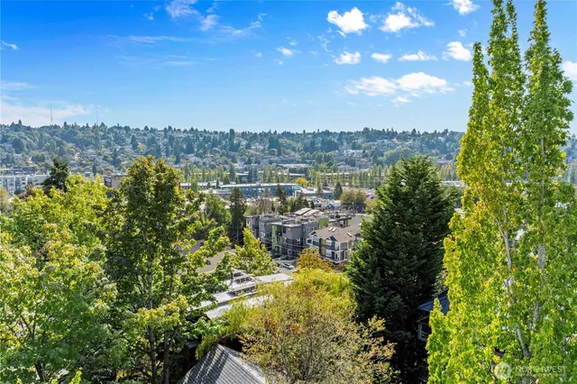 $1,155,000 | 3819 A Fremont Avenue North, Seattle, WA 98103