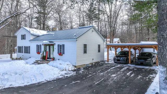 $429,900 | 83 Maple Street, Fryeburg, ME 04037