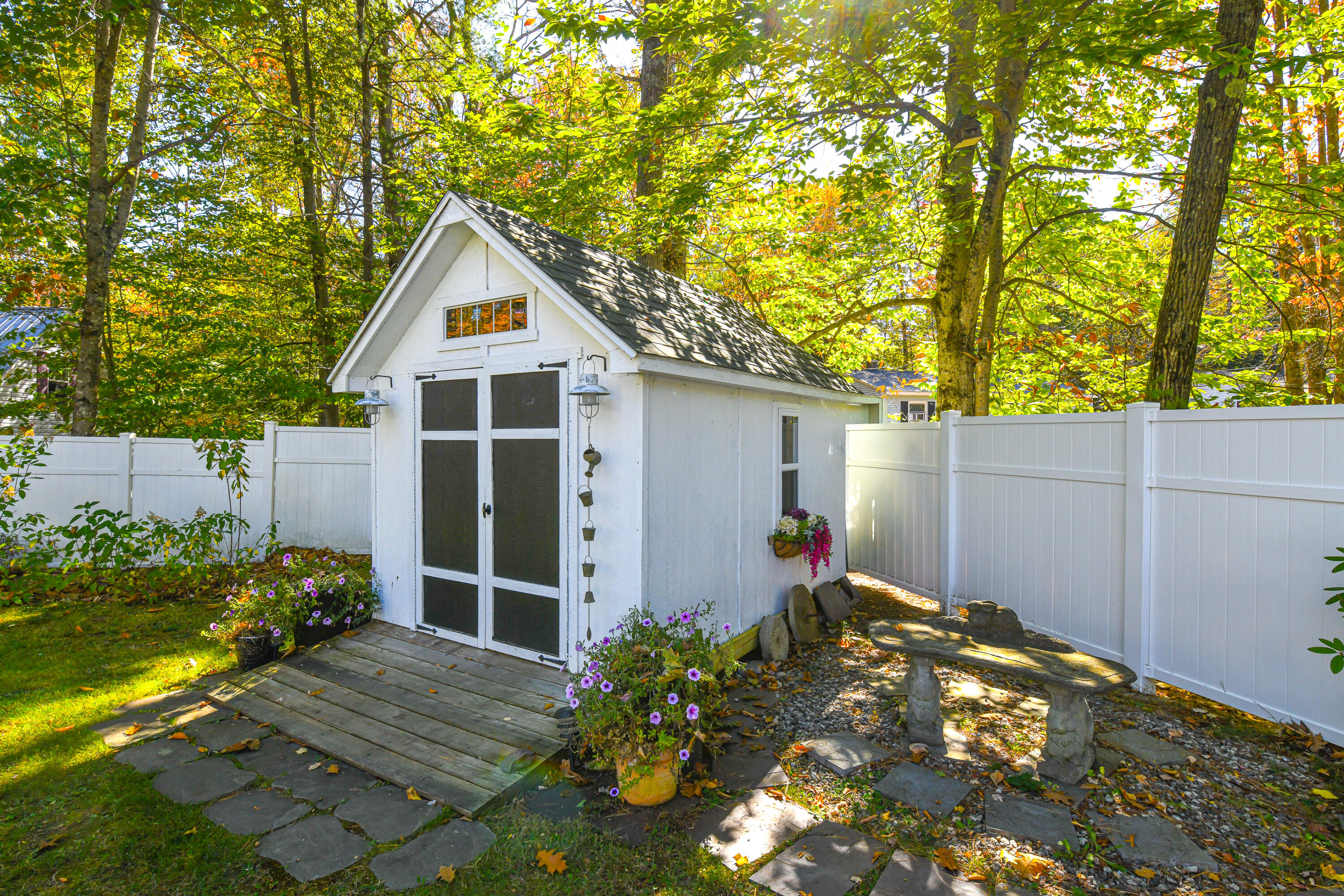 83 Maple Street Fryeburg, ME 04037 - Photo 7 of 38 93 maple street fall images-7