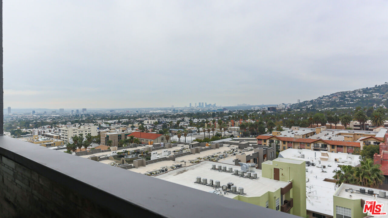 7250 Franklin Avenue, Unit 1112 Los Angeles, CA 90046 - Photo 12 of 29 a view of a city