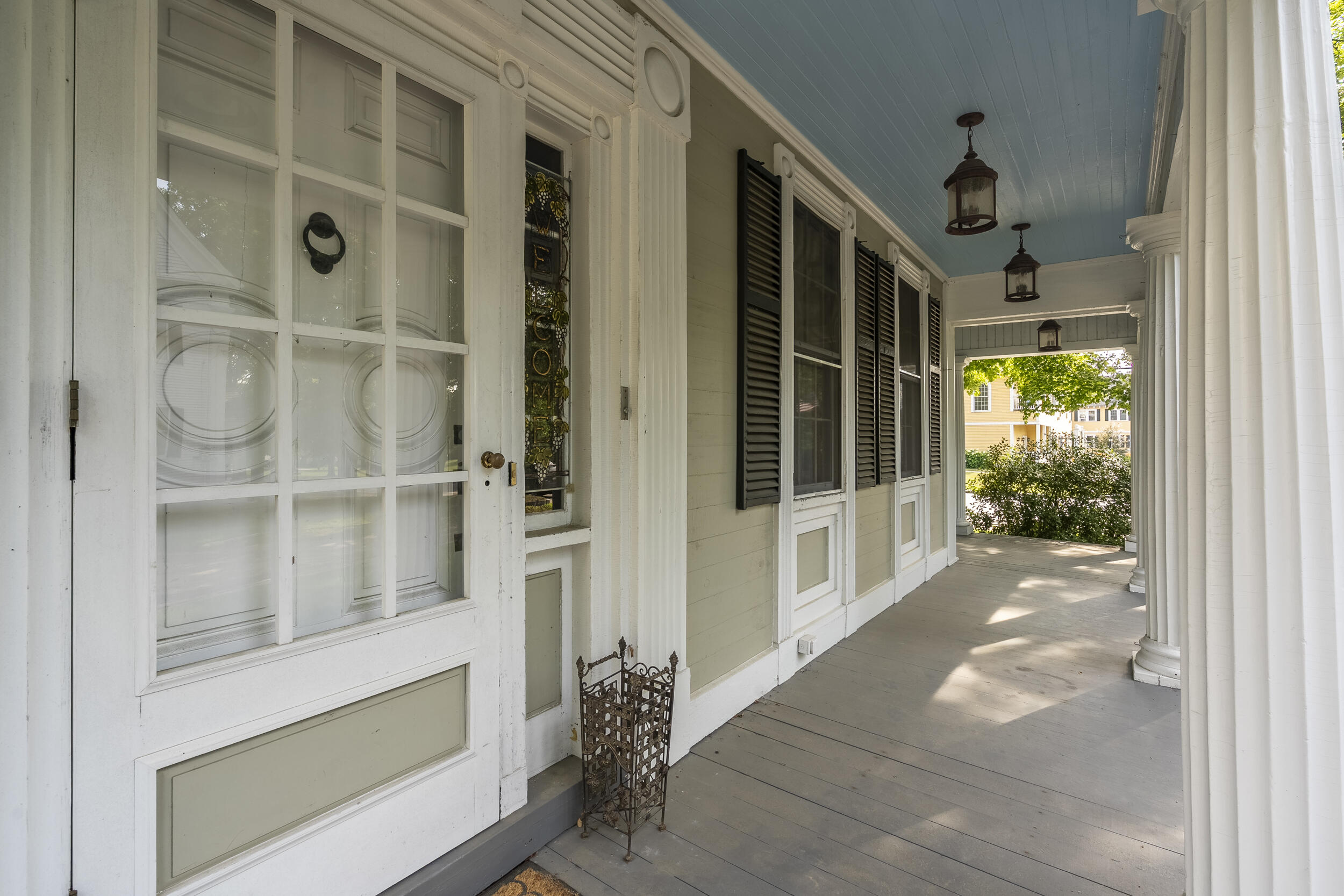 22 Broad Street Bethel, ME 04217 - Photo 12 of 125 10_22broadext-11