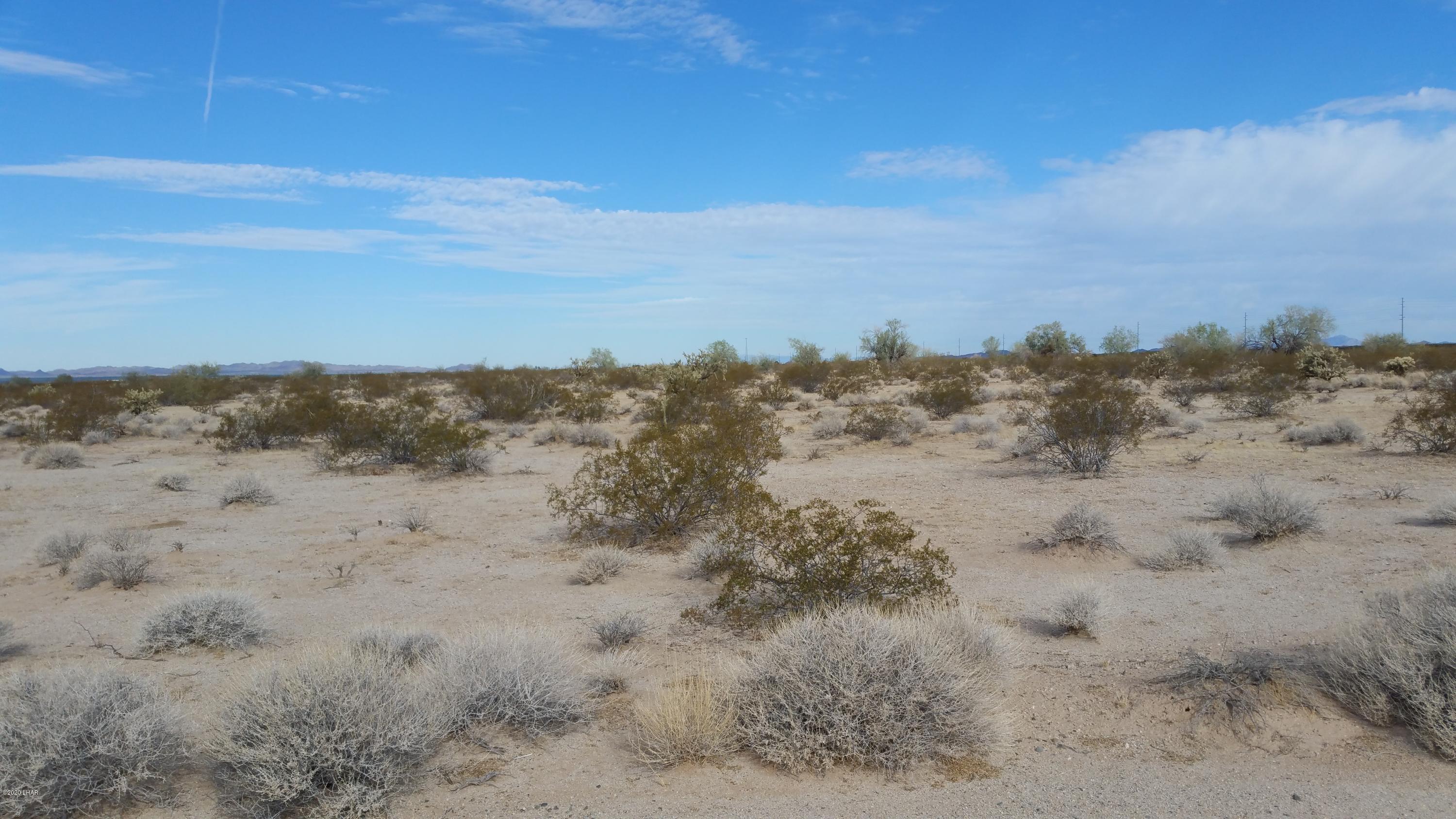 52131 Sebastion Way Salome, AZ 85348 - Photo 1 of 5 20170926_085841