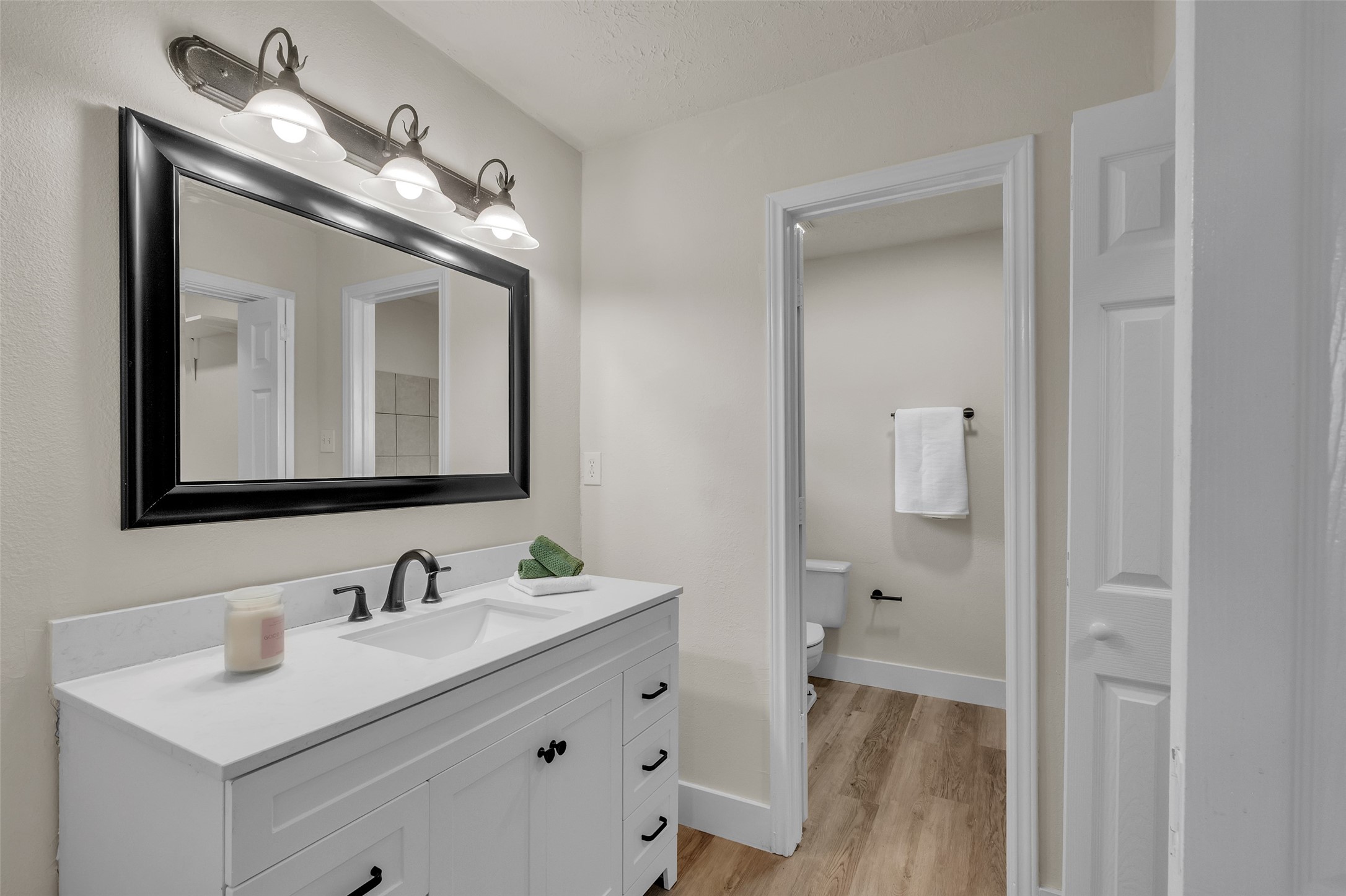 5502 Hewitt Drive Houston, TX 77092 - Photo 22 of 34