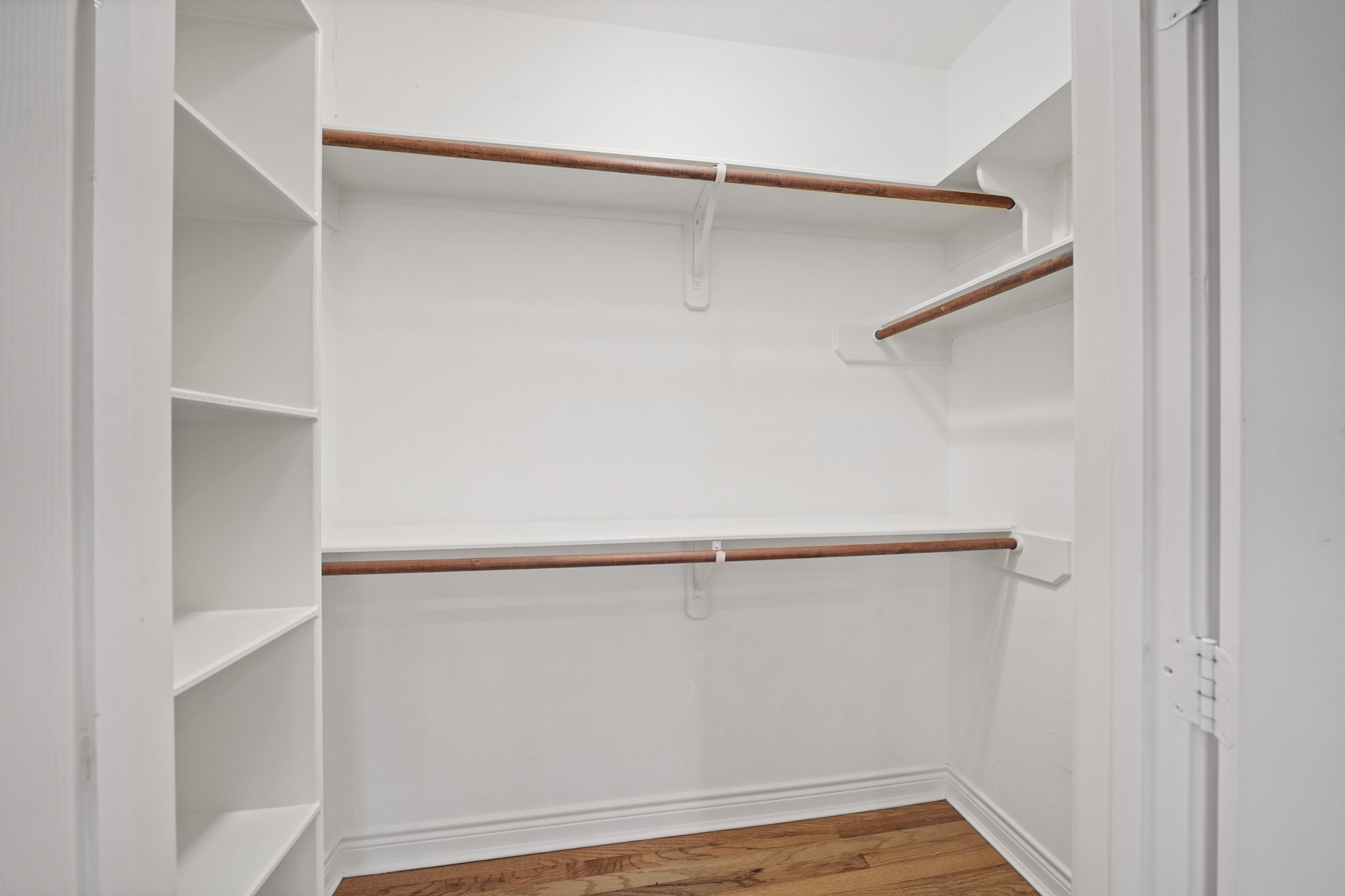 1402 Wheeler Avenue Houston, TX 77004 - Photo 21 of 40 a view of an empty walk in closet