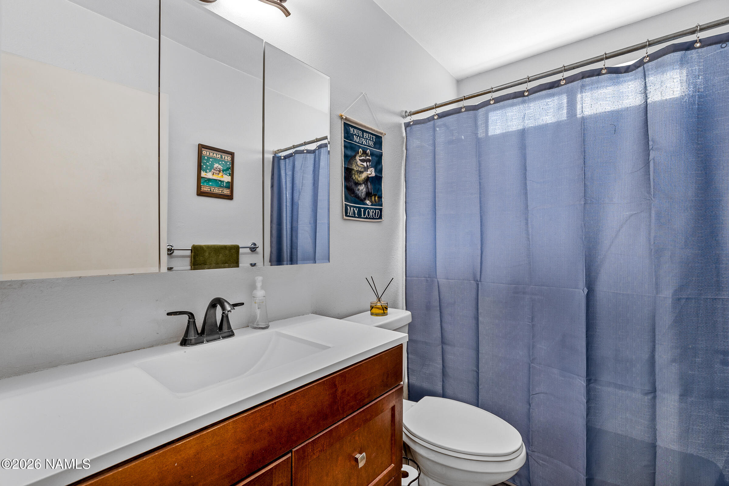 792 Comanche Street Flagstaff, AZ 86005 - Photo 12 of 23 Bathroom